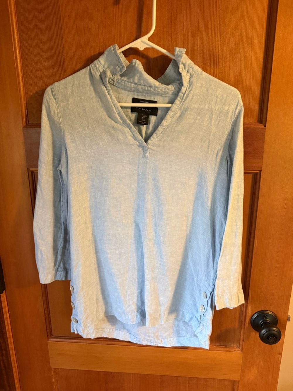 Tahari Light Blue V-Neck Linen-Blend Tunic with Side Button Detail